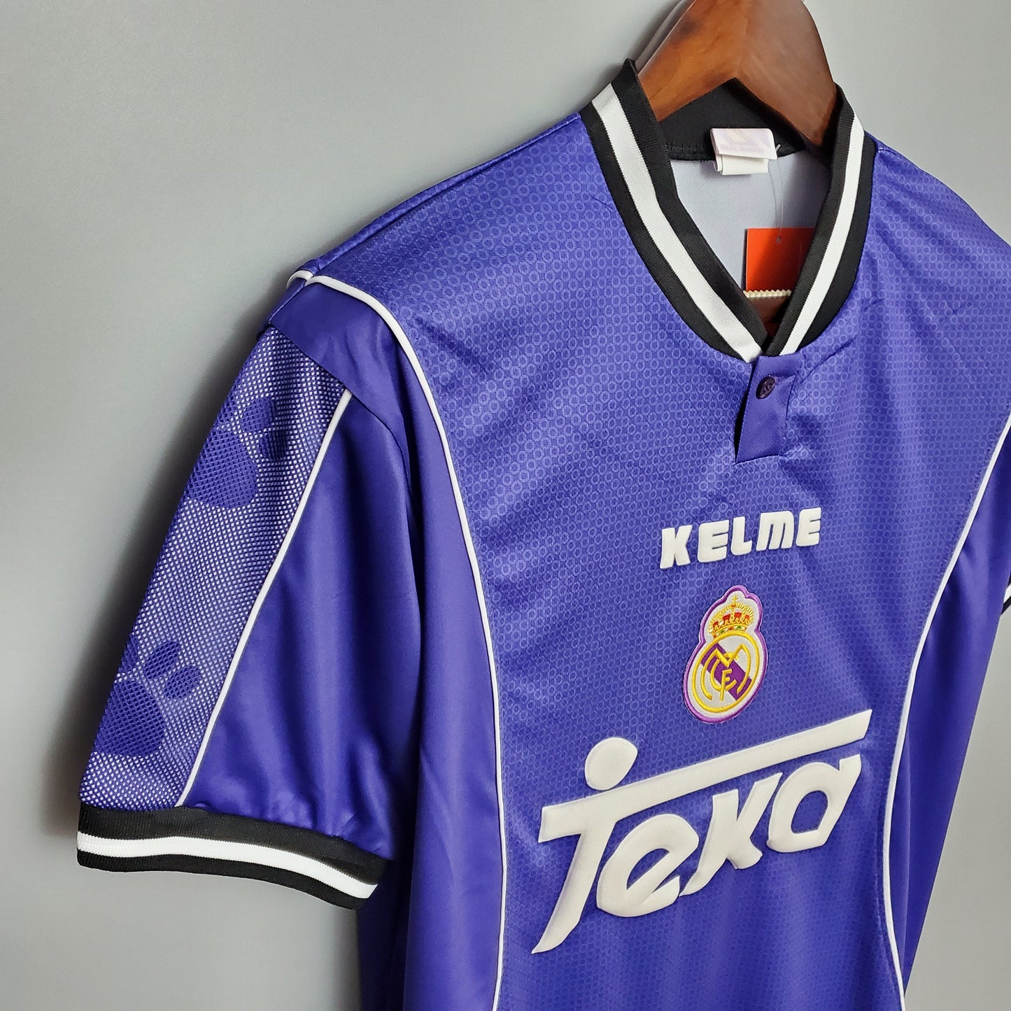Real Madrid 97/98 Retro Away