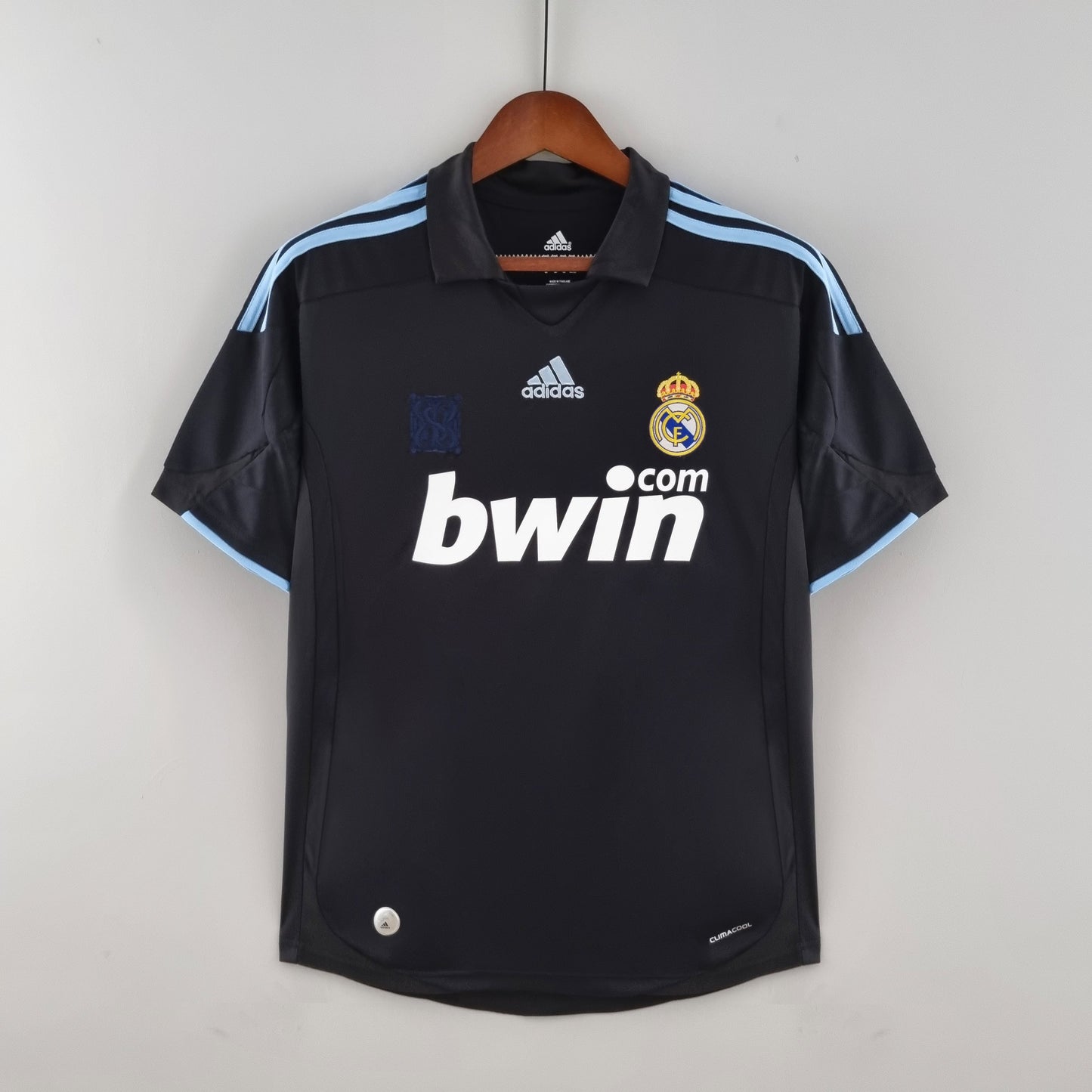Real Madrid 09/10 Retro Away