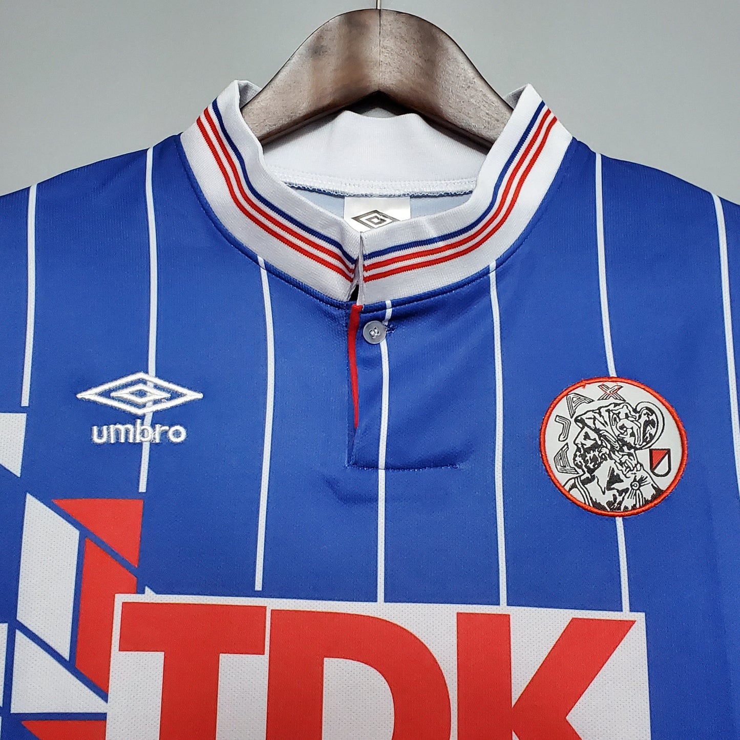 Ajax 1990 Retro Away