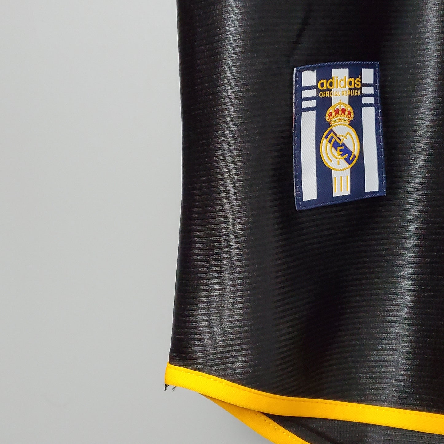 Real Madrid 98/00 Retro Away