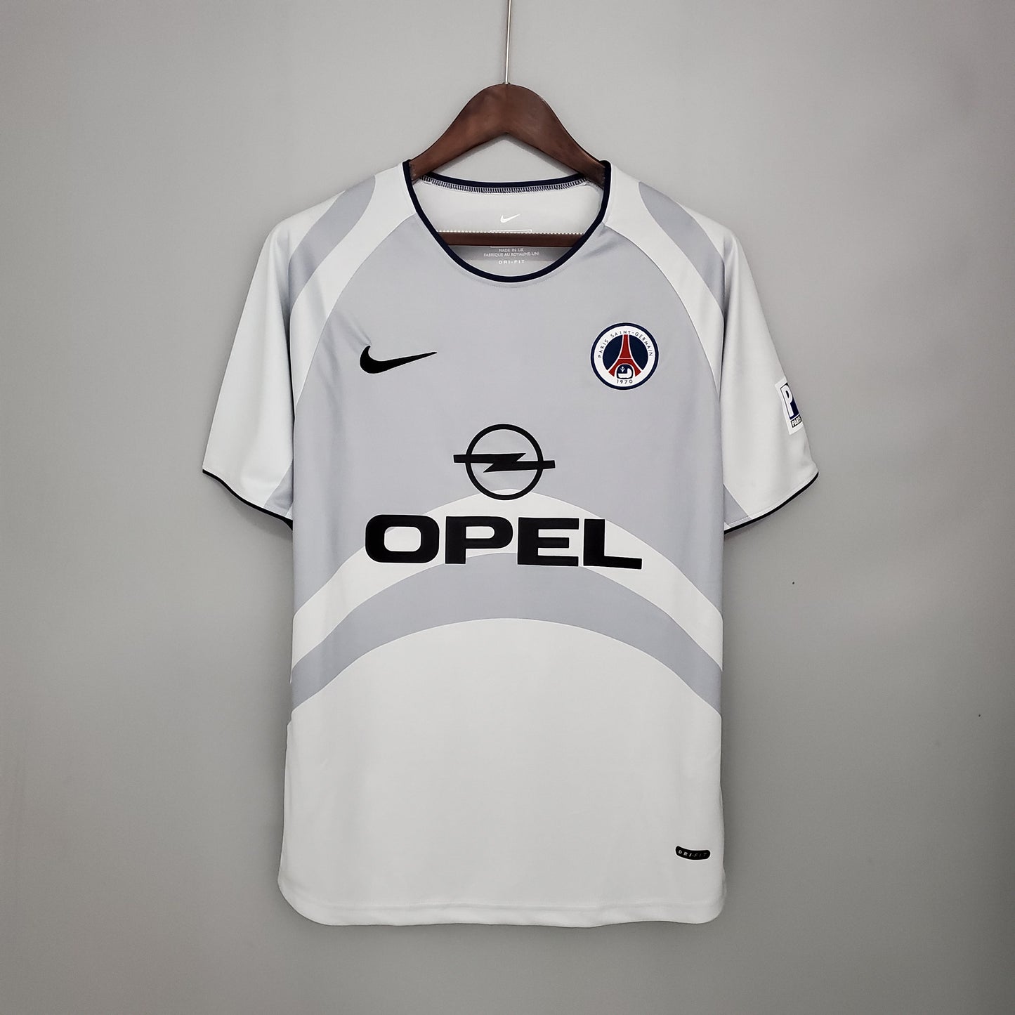 Paris Saint-Germain 01/02 Retro Away