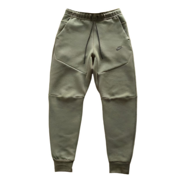 NIKE TECH FLEECE PANTS x ARMY GREEN