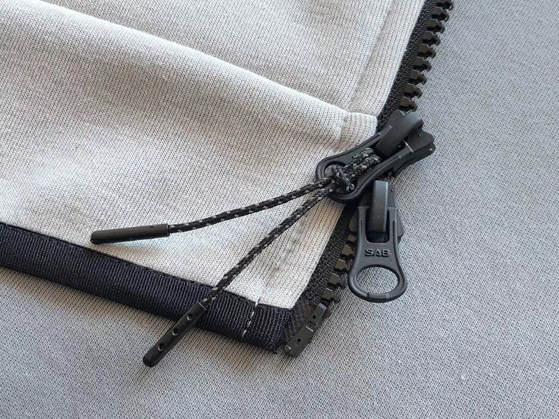 NIKE TECH FLEECE HOODIE x GREY/WHITE