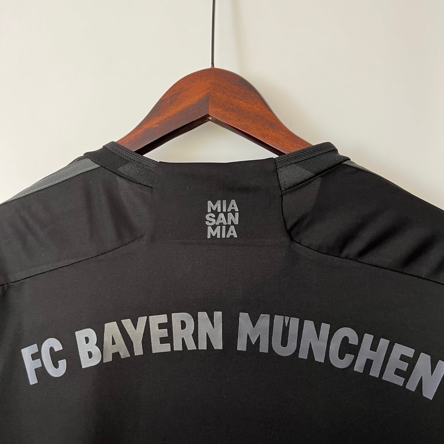 Bayern de Munique 23/24 Black