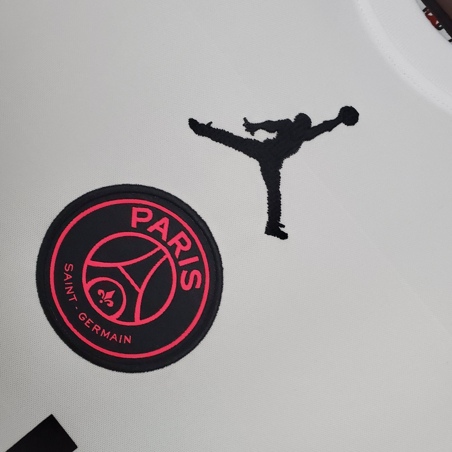 Paris Saint-Germain 21/22 Treino White Pink