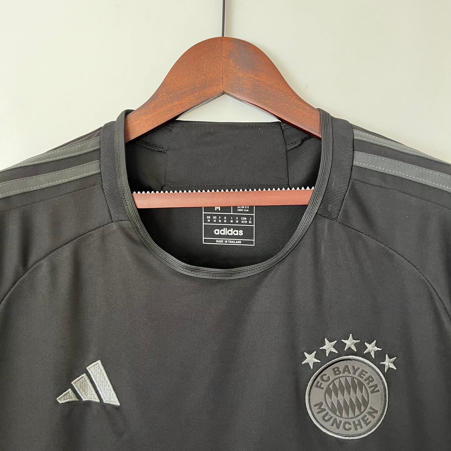 Bayern de Munique 23/24 Black