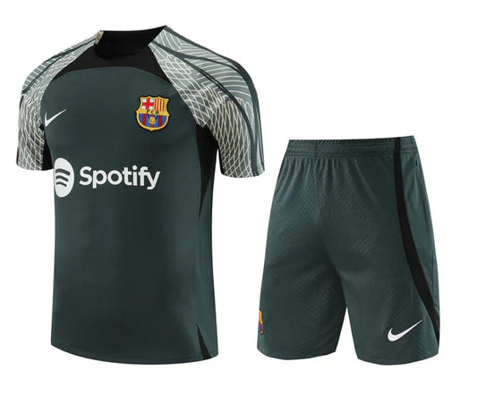 Kit de Treino Barcelona 23/24 - Verde Escuro