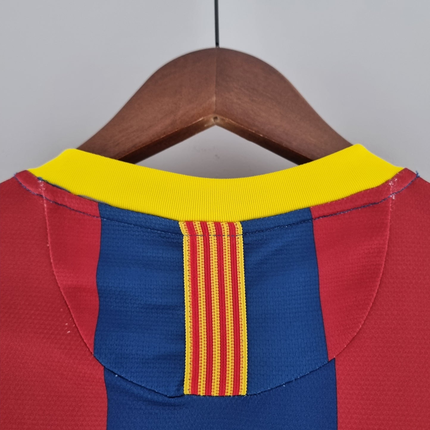 Retro Barcelona Long Sleeve 10/11UEFA Champions League Home