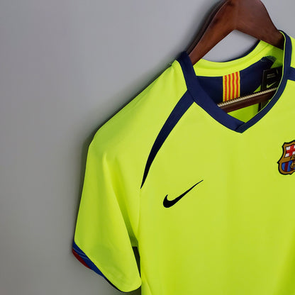 Barcelona 05/06 Retro Away