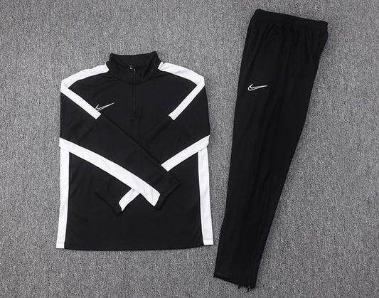 Conjunto Nike Treino Preto x Branco Dri Fit