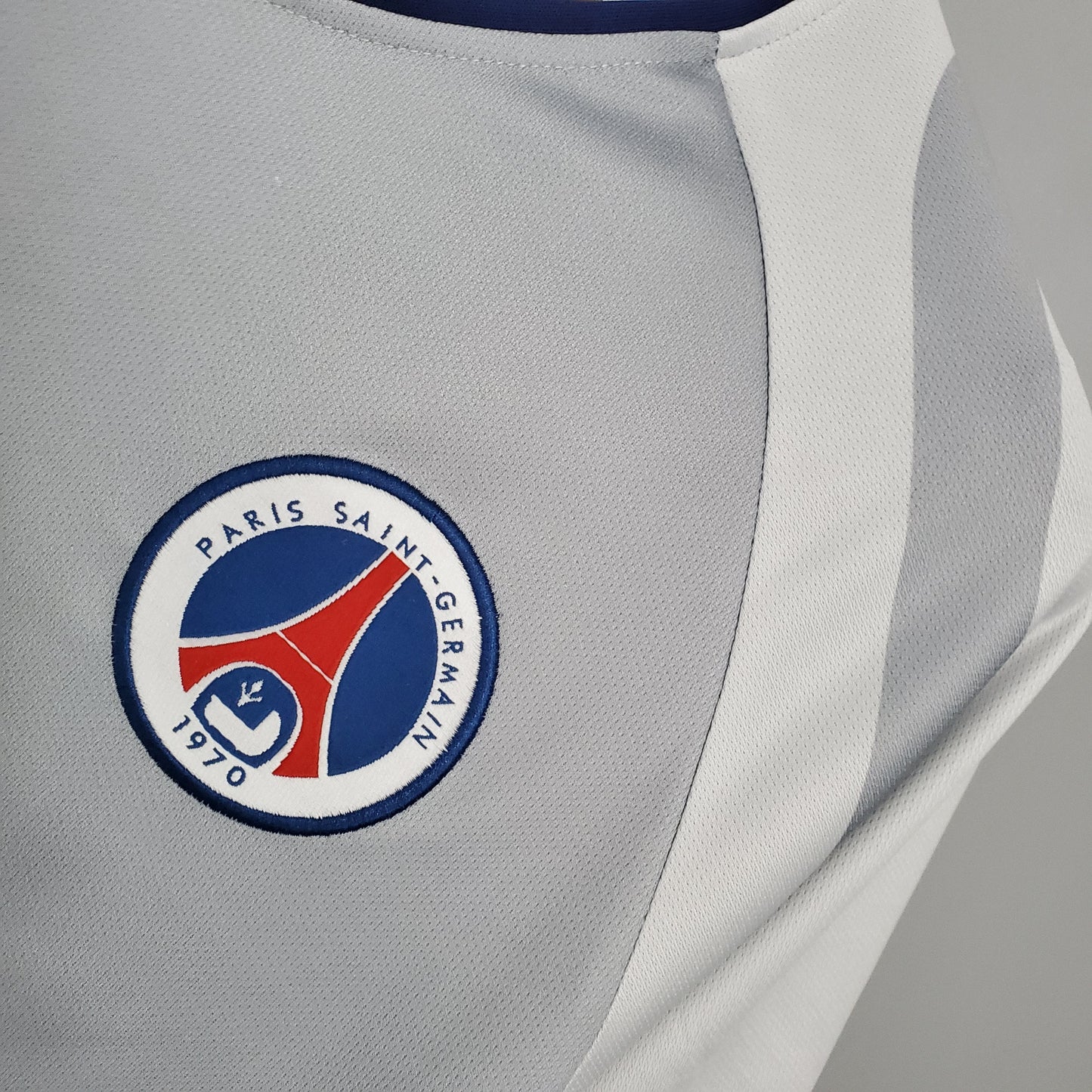 Paris Saint-Germain 01/02 Retro Away
