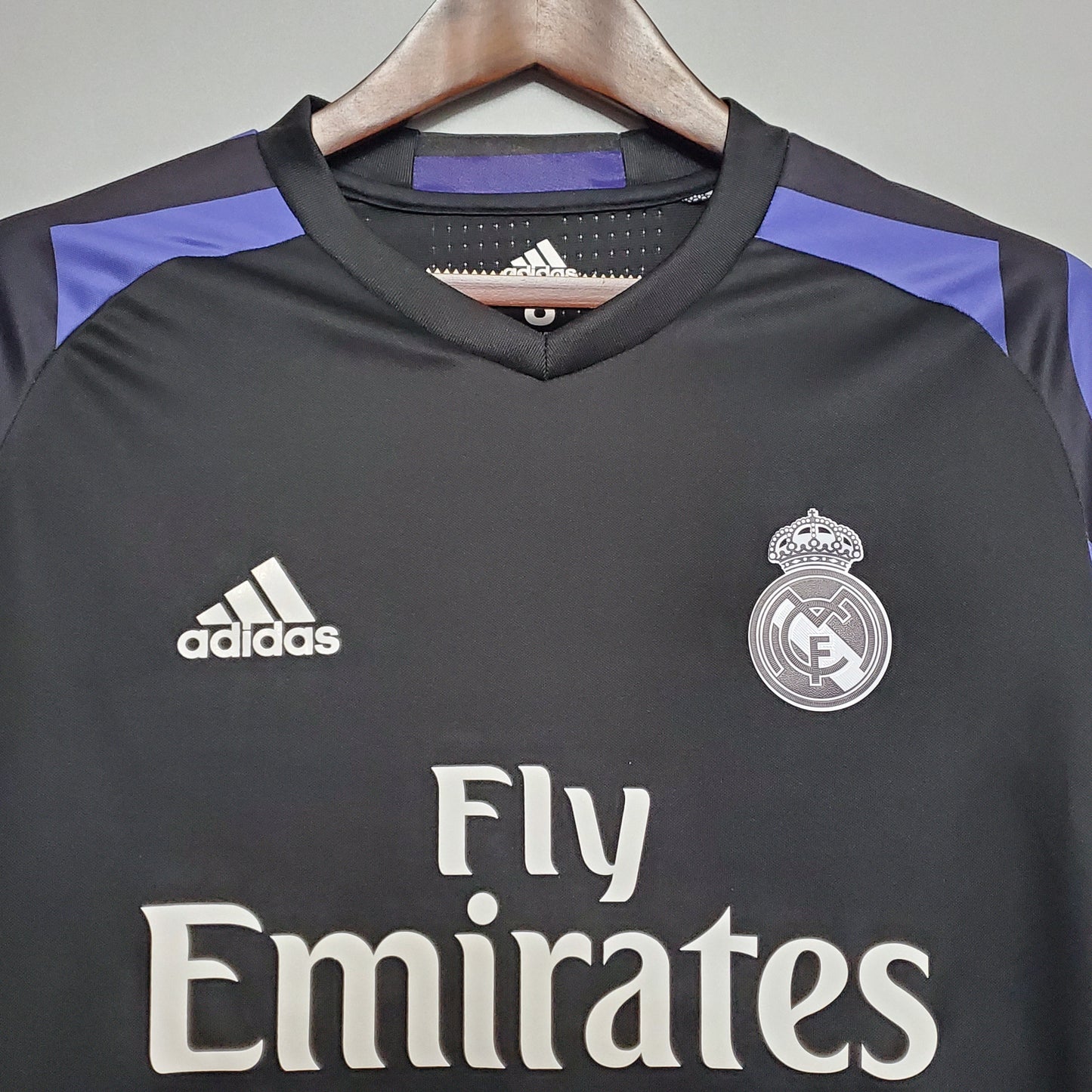 Retro Real Madrid 15/16 Long Sleeve Third Away