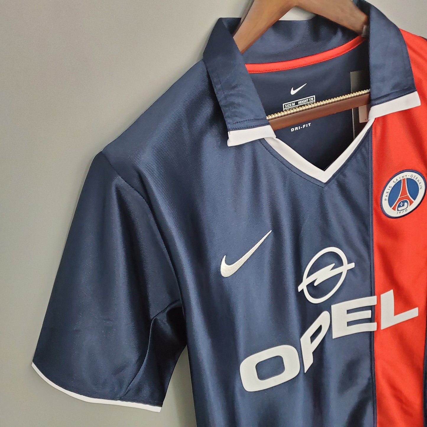 Paris Saint-Germain 01/02 Retro Home