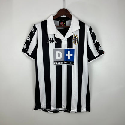 Retro Juventus 99/00 Home