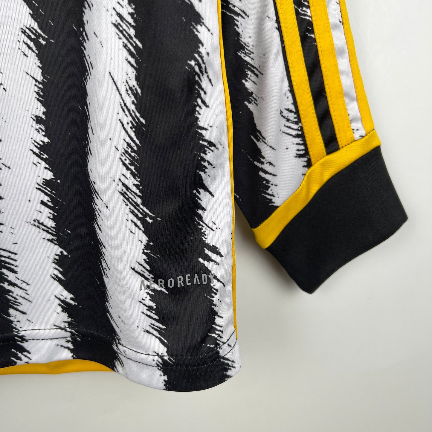 23/24 Long Sleeve Juventus Home