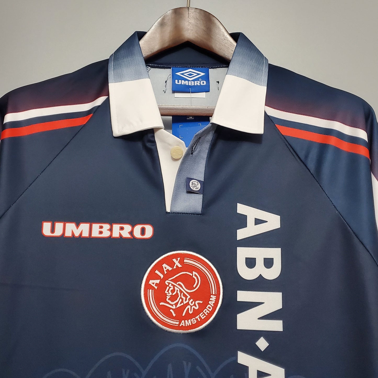 Ajax 97/98 Retro Away