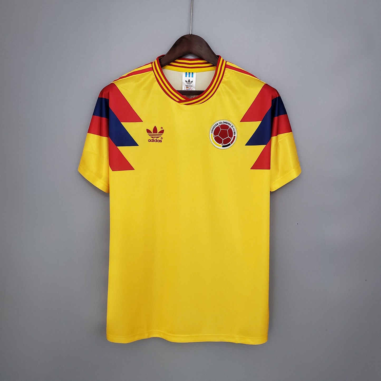 Colombia 1990 Retro