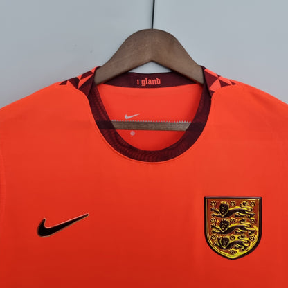 2022 Inglaterra Red