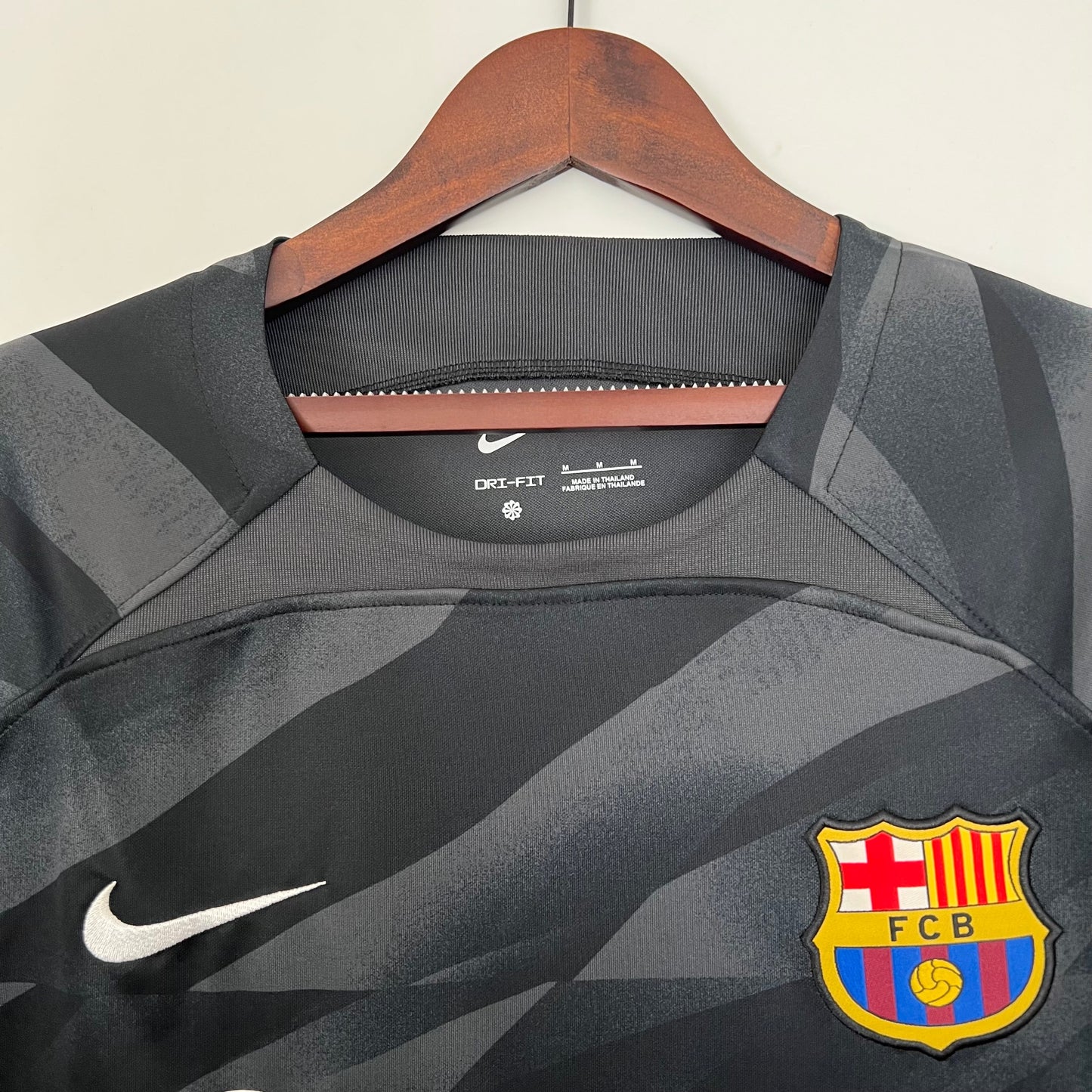 23/24 Goalkeeper Long Sleeve Barcelona Black