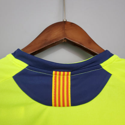 Barcelona 05/06 Retro Away