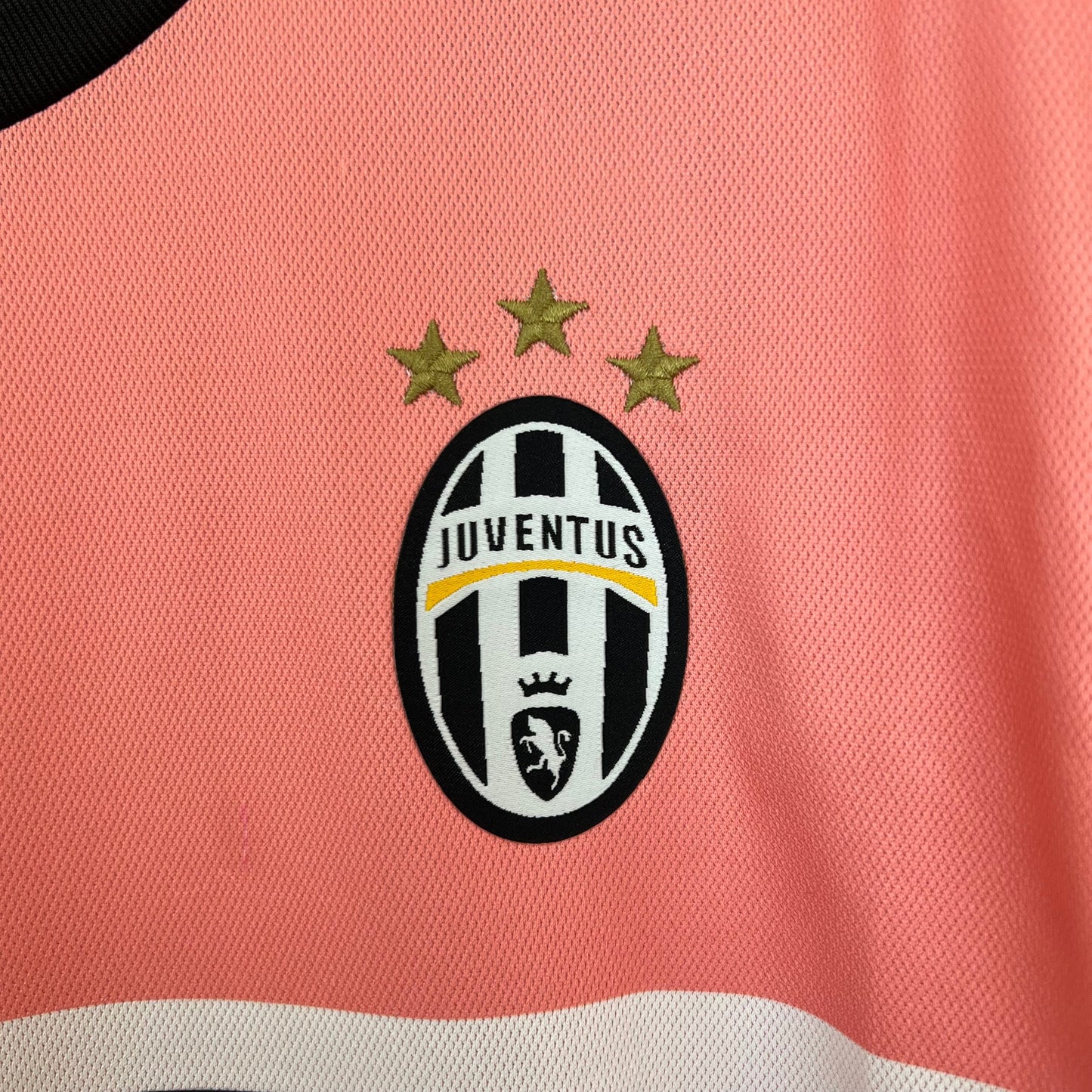 Retro Juventus 15/16 Away