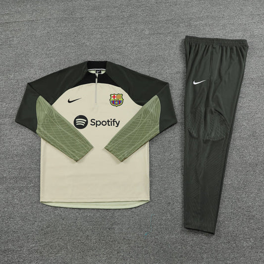 Conjunto Meio Ziper Barcelona – Verde Militar e Creme 23/24