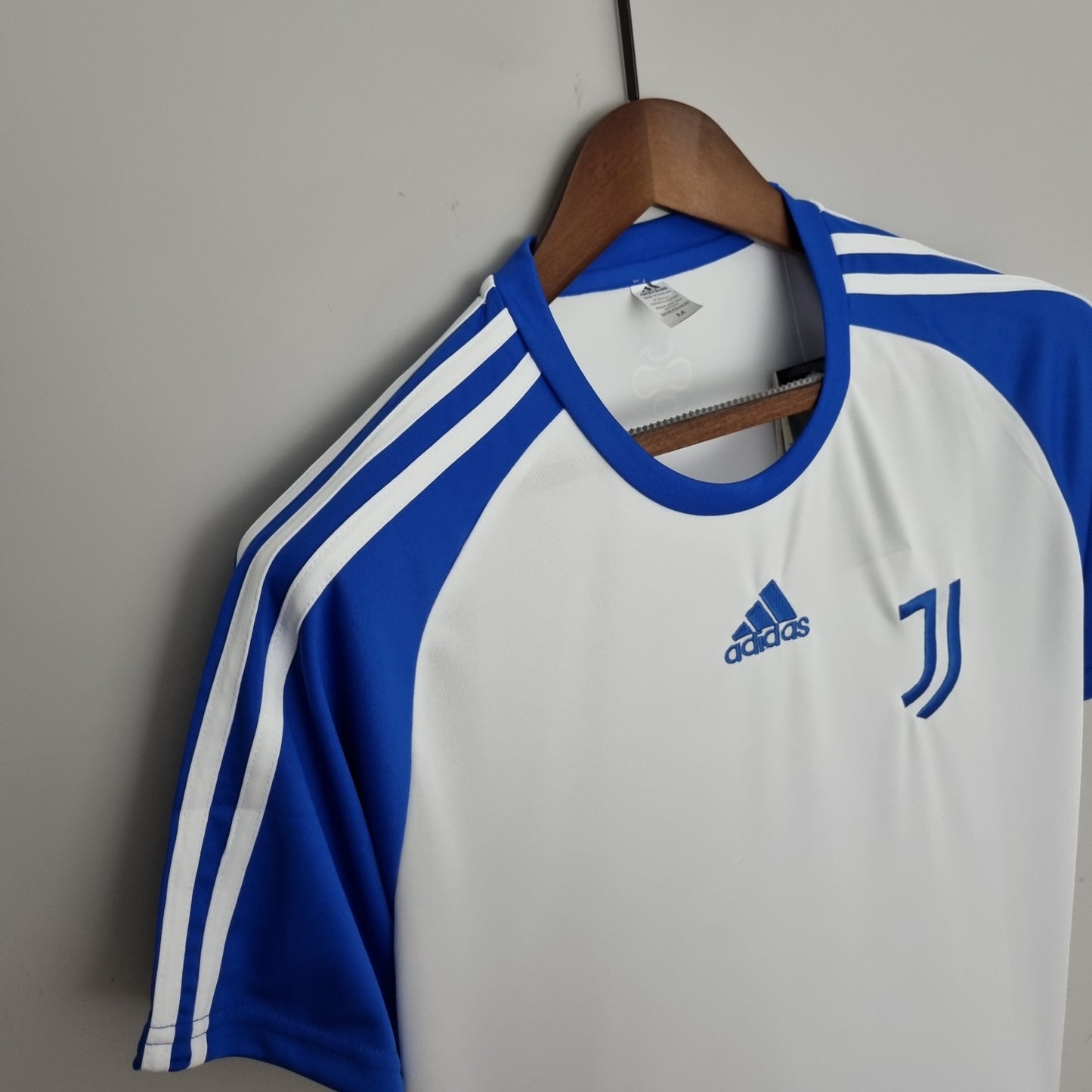 22/23 Juventus Training Suit White