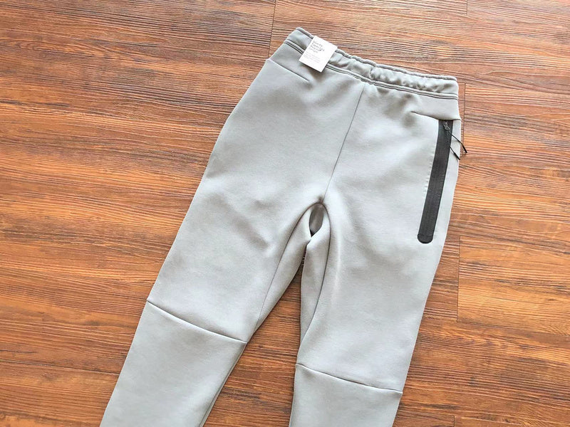 NIKE TECH FLEECE PANTS x GREY/WHITE