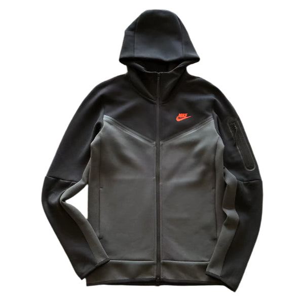NIKE TECH FLEECE HOODIE x BLACK/DARK SMOKE GREY