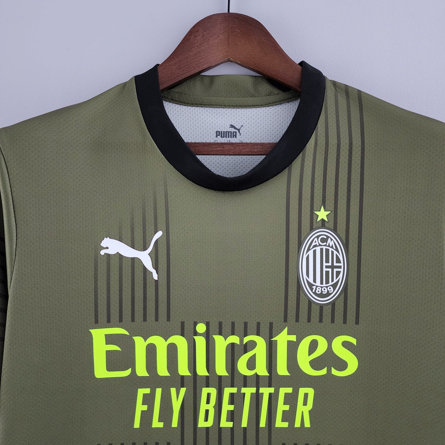 22/23 AC Milan Third Away