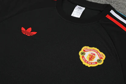 Kit Camisa e Short Manchester United - Adidas Originals 24/25