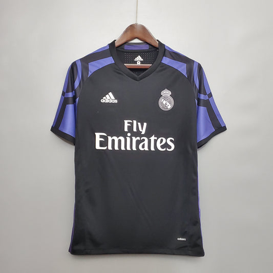 Real Madrid 15/16 Retro Away