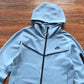 NIKE TECH FLEECE HOODIE x LIGHT BLUE