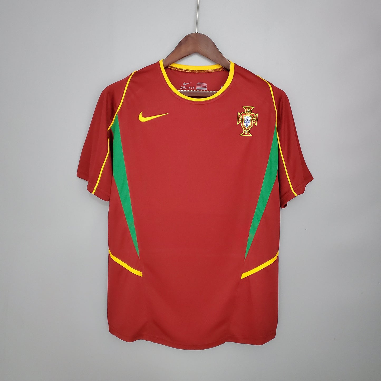 Retro Portugal 2002 Home