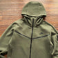 NIKE TECH FLEECE HOODIE x ARMY GREEN