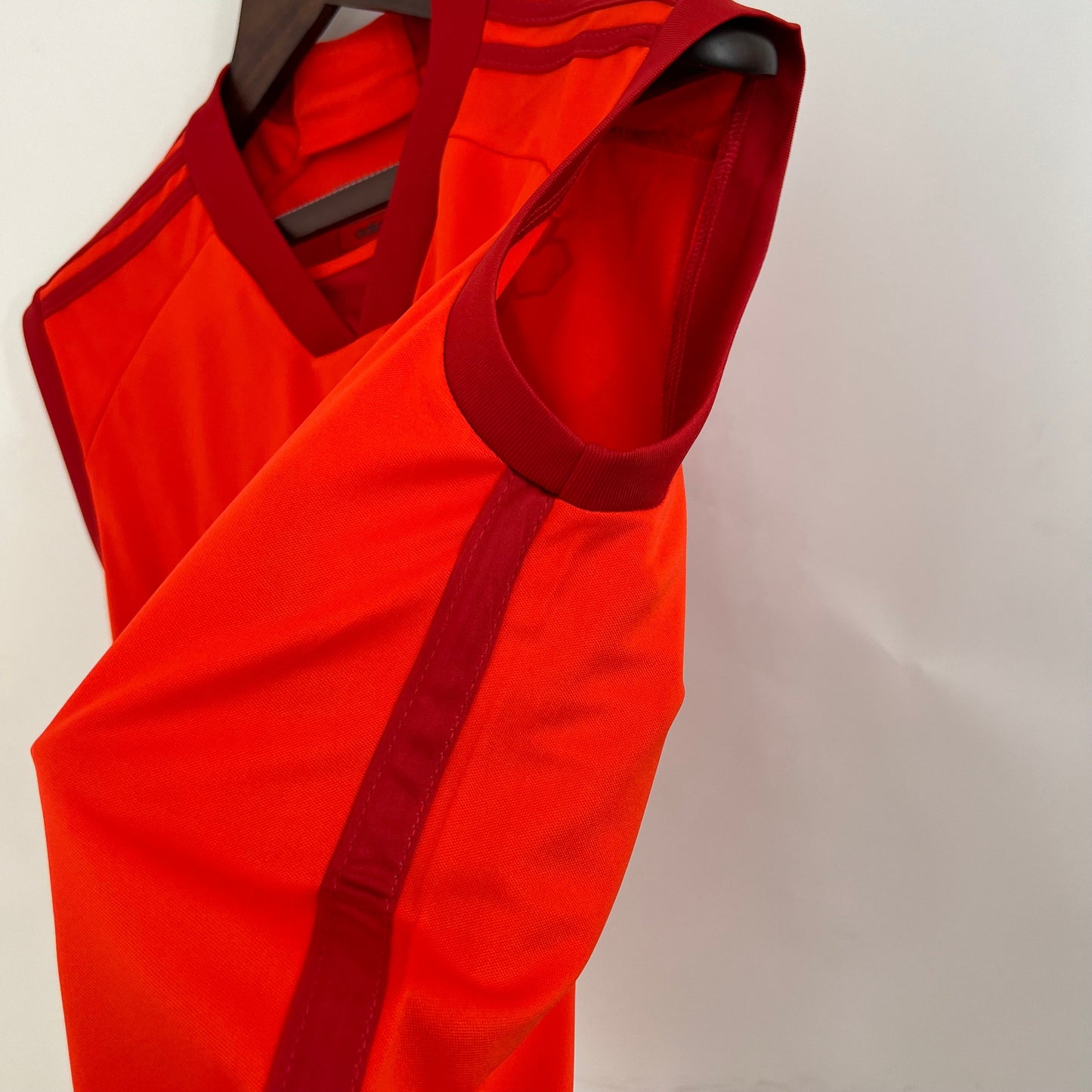 23/24 Vest Internacional Home