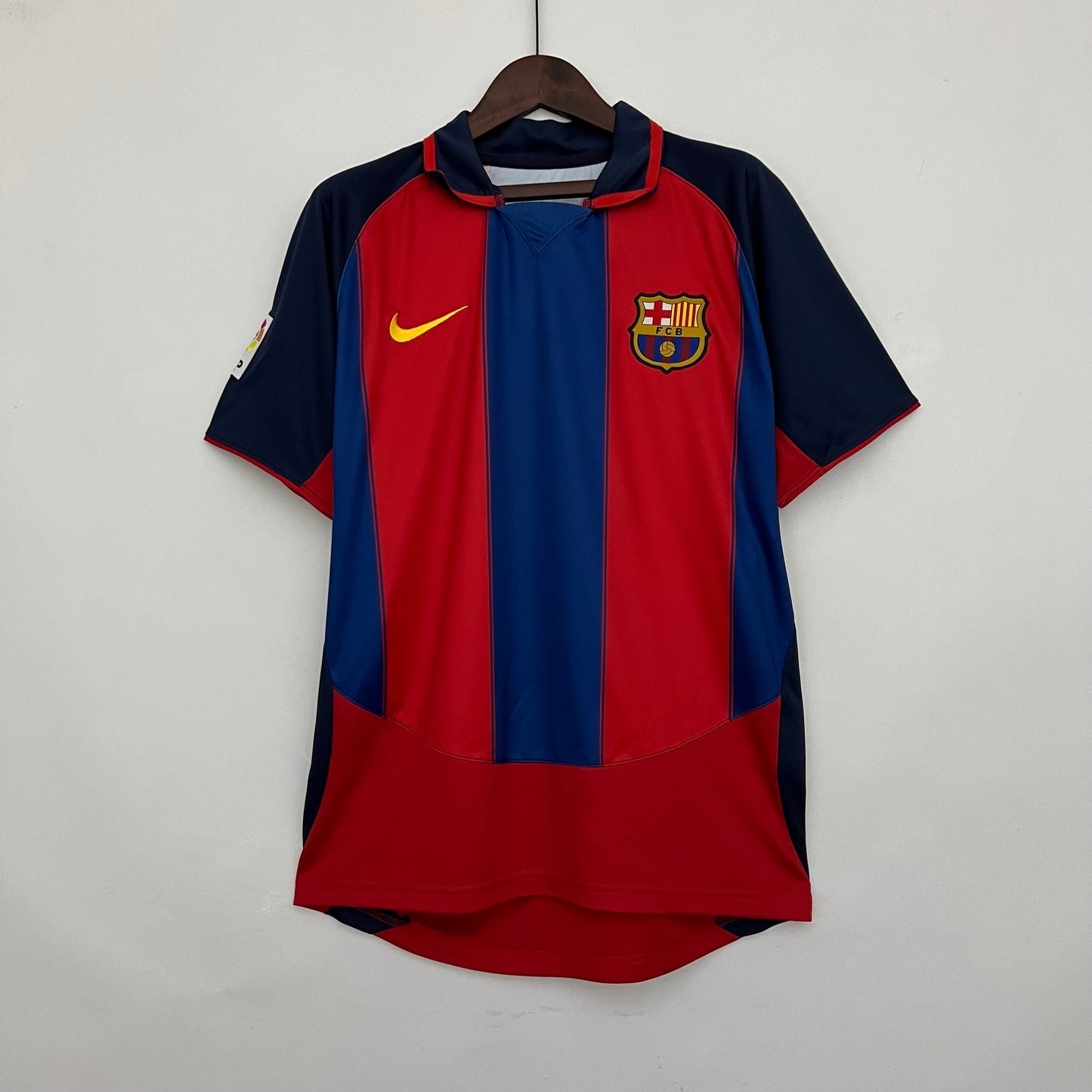 Barcelona 03/04 Retro Home