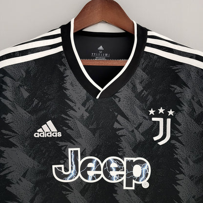 22/23 Juventus Away