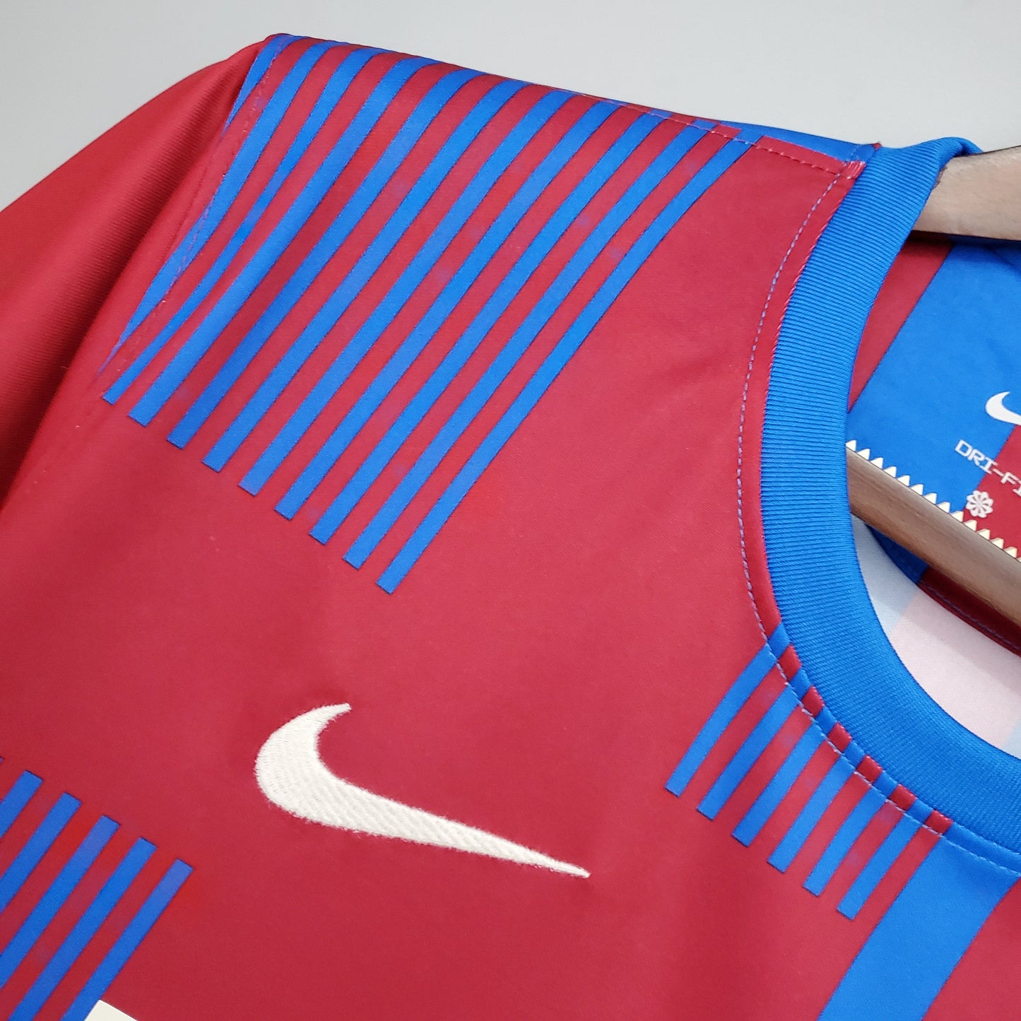 Barcelona 21/22 Home