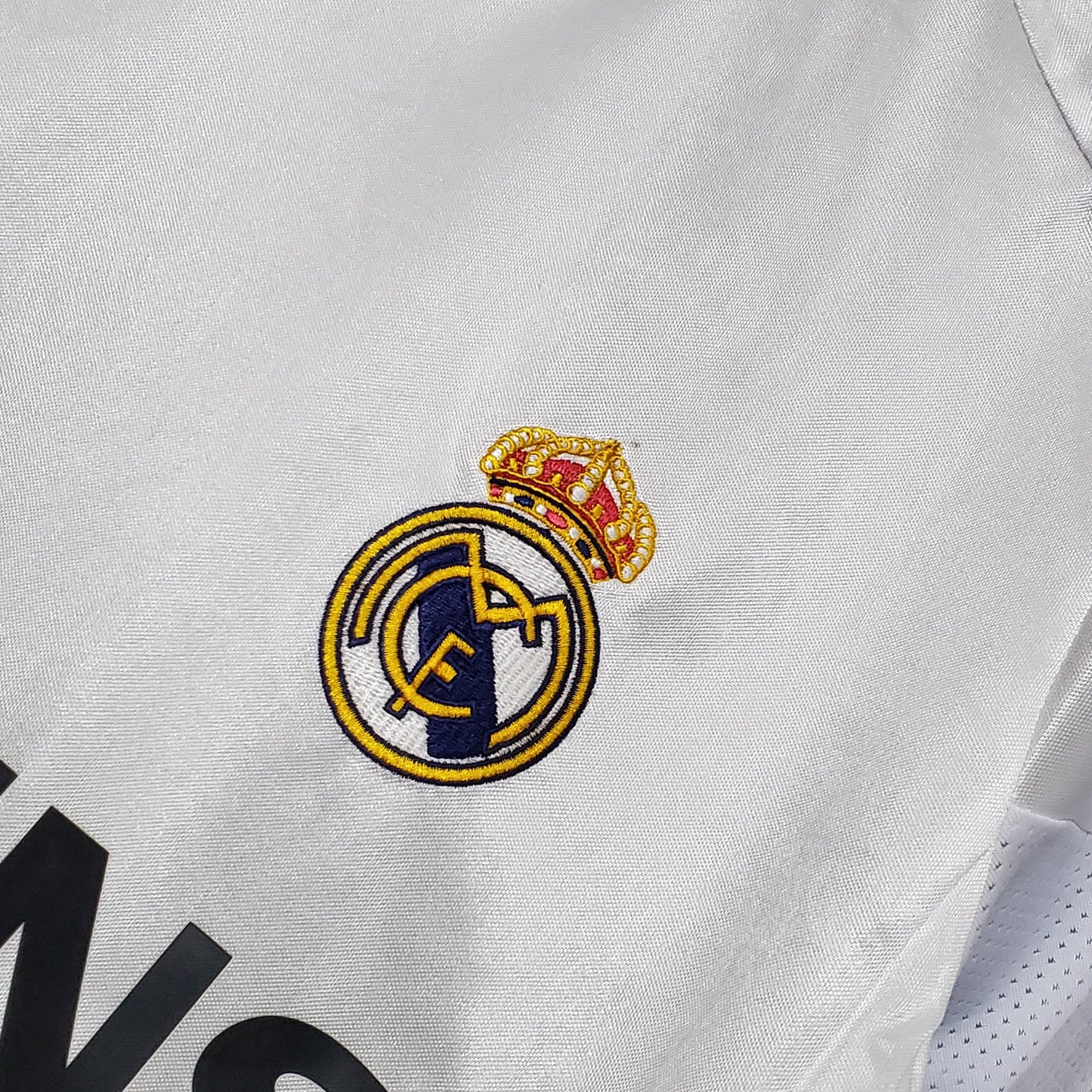 Real Madrid 04/05 Retro Home