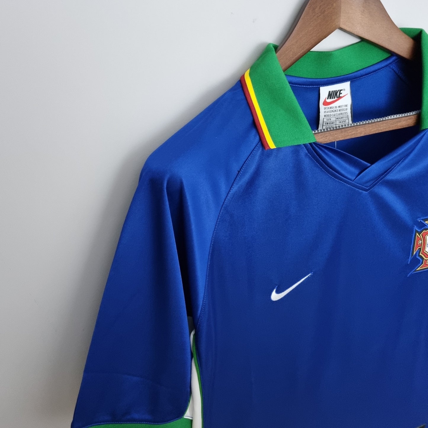 Retro 1998 Portugal Away