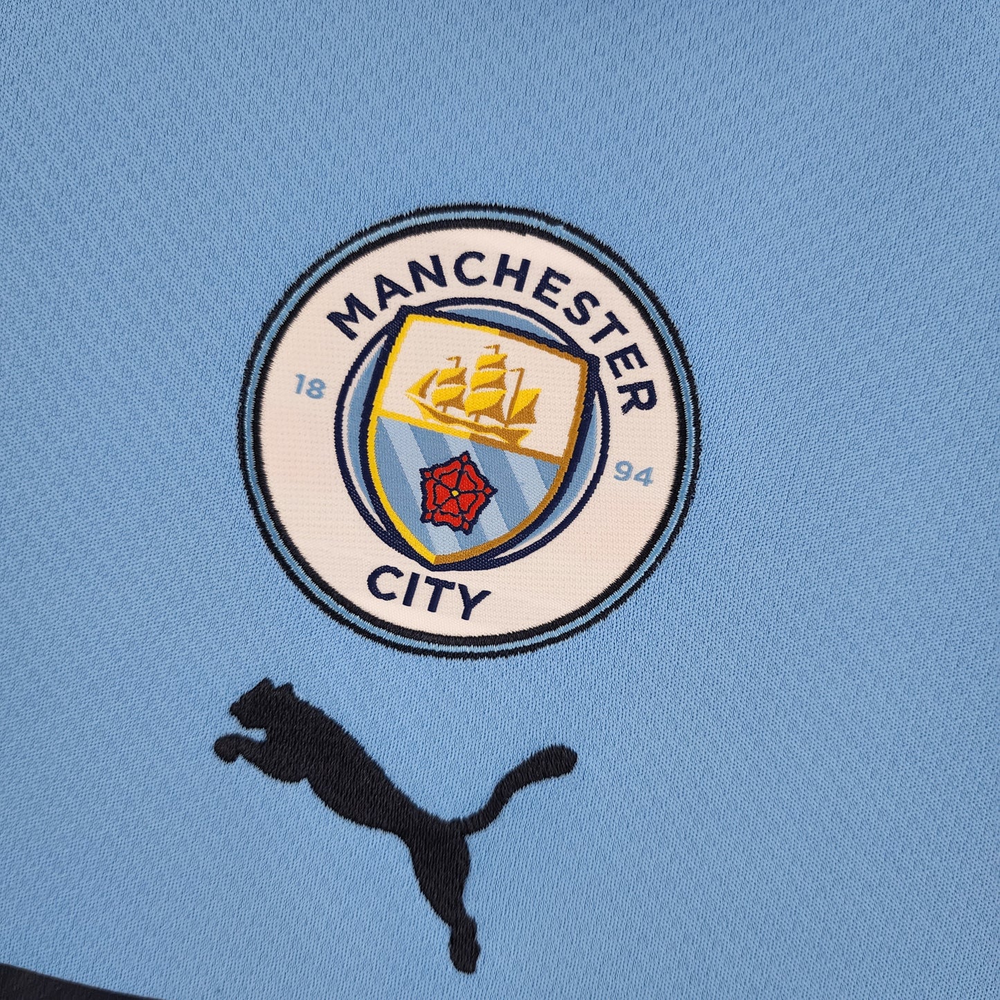 22/23 long sleeve Manchester City home