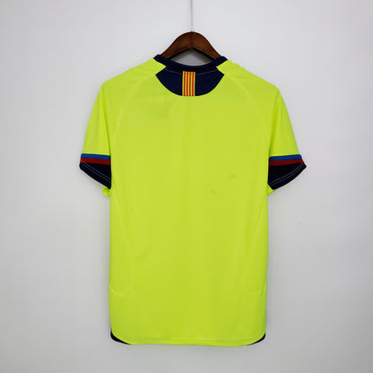 Barcelona 05/06 Retro Away