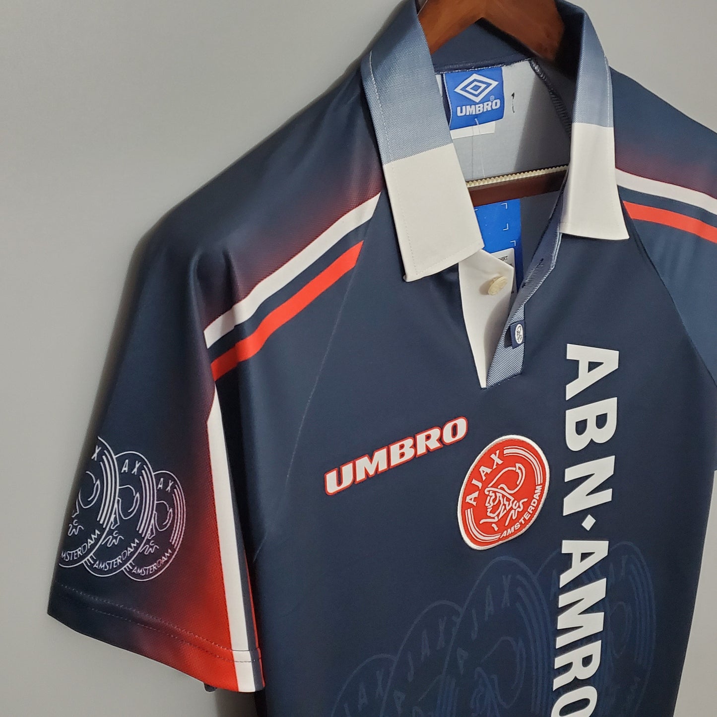 Ajax 97/98 Retro Away